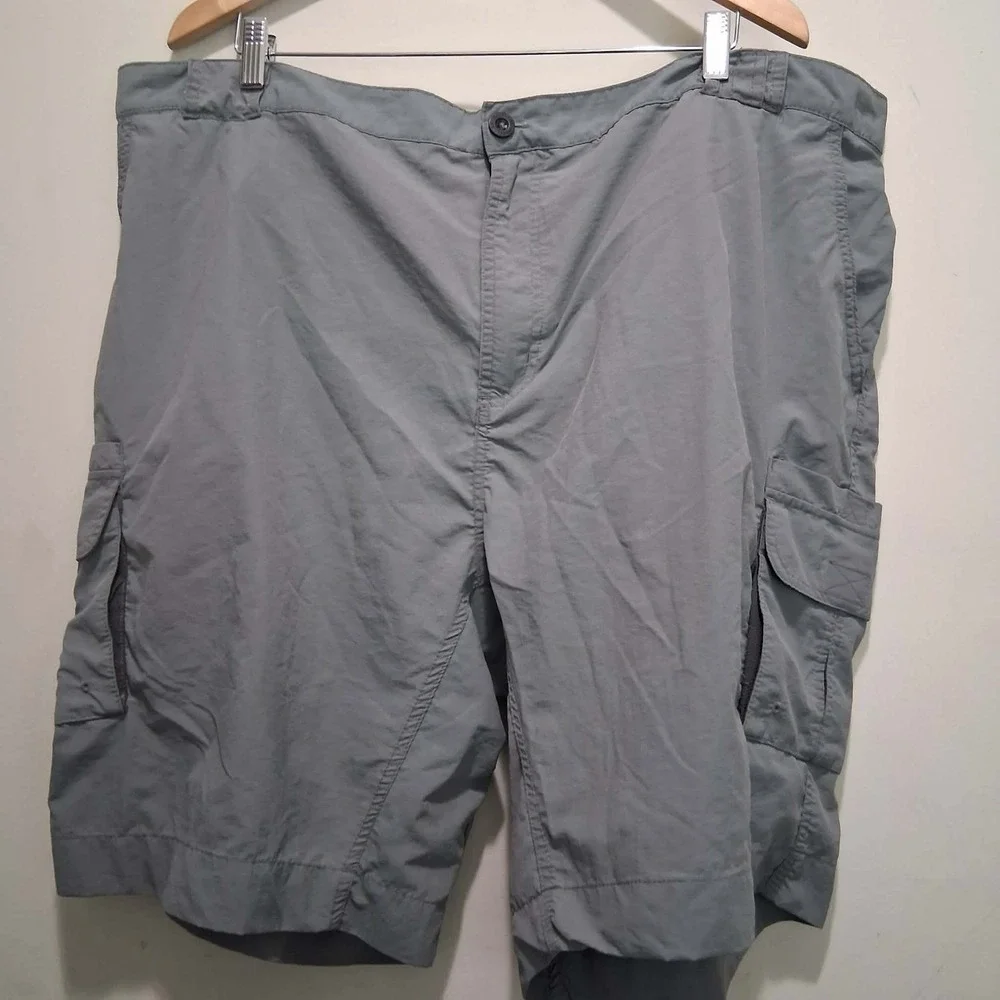 Magellan Outdoors Fish Gear Mens 3XL‎ Gray Cargo Shorts Water Repellent Nylon